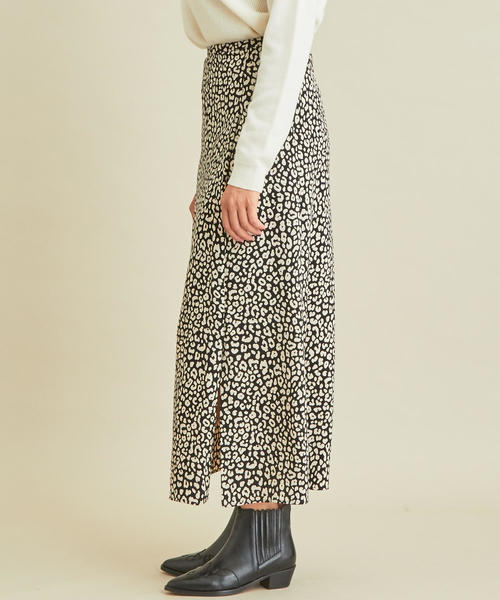 BEAUTY&YOUTH UNITED ARROWS（ビューティーアンドユースユナイテッドアローズ）の「BY∴ レオパードプリントマキシ丈スカート（スカート・レディース・ブラック・LARGE/MEDIUM/SMALL）」の3枚目の写真