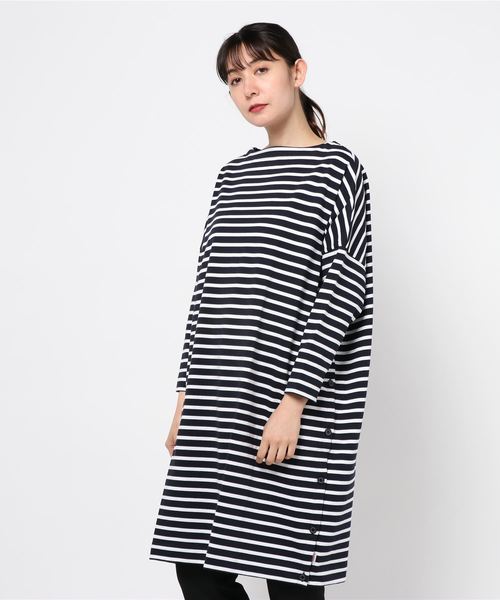 Traditional Weatherwear（トラディショナルウェザーウェア）の「SIDE BUTTON TUNIC DRESS（チュニック・レディース・ネイビー×ホワイト/ホワイト×ネイビー/ホワイト/パープル系その他・S）」の3枚目の写真