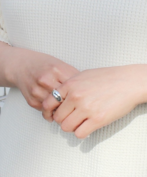 Ayler(アイラー)の「Ayler アイラー / RING ニュアンライン太リング(リング・レディース・シルバー/ゴールド・11号/13号)」の10枚目の写真