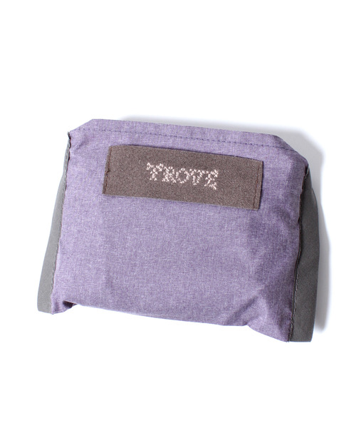 TROVE（トローヴ）の「TROVE / PACKABLE ECO BAG（エコバッグ/サブバッグ・メンズ・グレー/チャコール/パープル・FREE）」の5枚目の写真