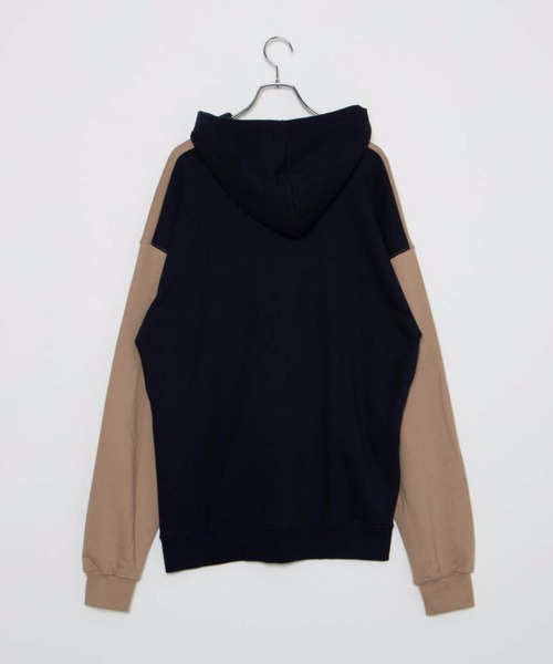 DING（ディング）の「DING/アシンメトリーバイカラーパーカー（パーカー・レディース・ベージュ/グレー・FREE）」の6枚目の写真