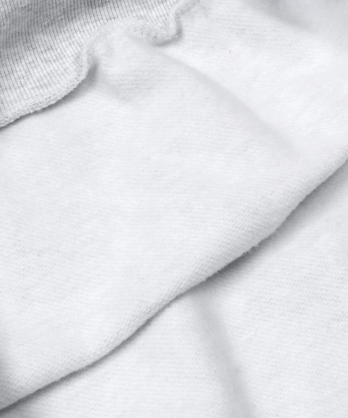 Figments（フィグメンツ）の「クロップドプリントスウェット（スウェット・レディース・ブラック/グレー・FREE）」の11枚目の写真