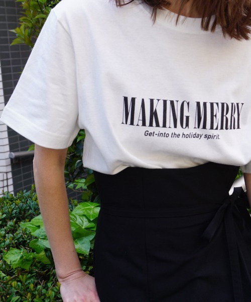 AZUL ENCANTO（アズールエンカント）の「MAKING MERRYオーバーTシャツ（Tシャツ/カットソー・レディース・ダークブラウン/ベージュ/アイボリー・FREE）」の21枚目の写真