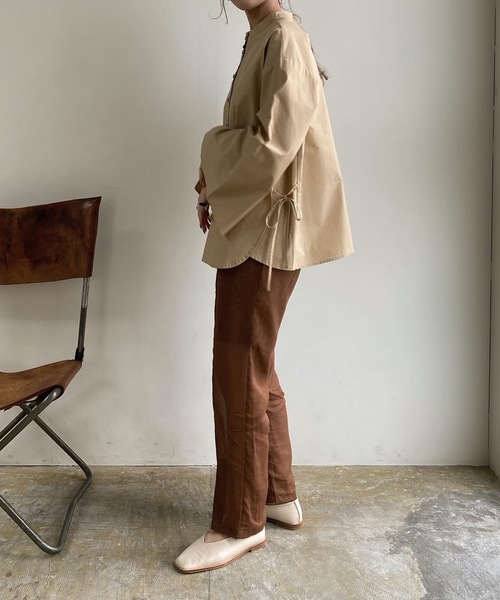 Amiur（エミレ）の「sleeve slit over shirt（シャツ/ブラウス・レディース・ホワイト/ベージュ/アイボリー・FREE）」の18枚目の写真