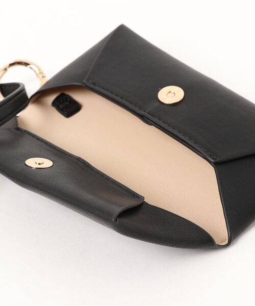 Casselini（キャセリーニ）の「【LE VERNIS/ル・ベルニ】マルチポーチ3set（ショルダーバッグ・レディース・ブラック/アイボリー・FREE）」の20枚目の写真