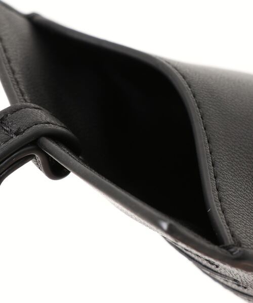 Casselini（キャセリーニ）の「【LE VERNIS/ル・ベルニ】マルチポーチ3set（ショルダーバッグ・レディース・ブラック/アイボリー・FREE）」の13枚目の写真