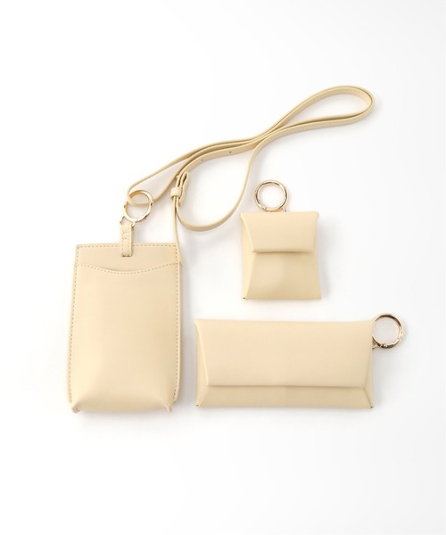Casselini（キャセリーニ）の「【LE VERNIS/ル・ベルニ】マルチポーチ3set（ショルダーバッグ・レディース・ブラック/アイボリー・FREE）」の2枚目の写真