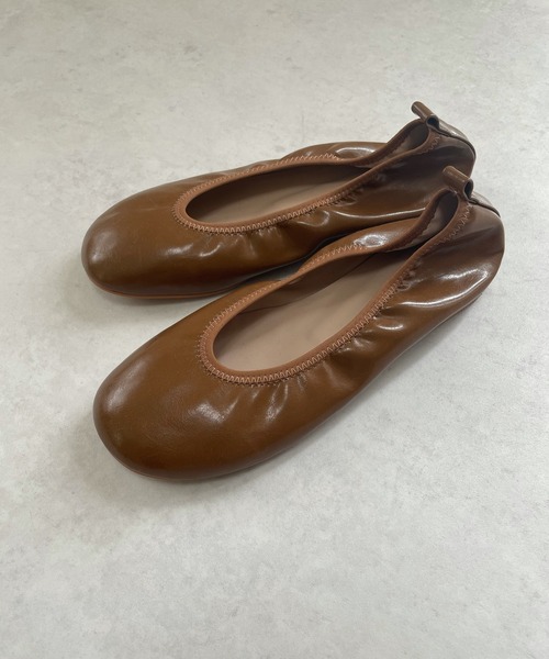 LE MORE（リモア）の「ラウンドパイピングパンプス（バレエシューズ・レディース・ベージュ/ブラウン/アイボリー・S/M/L）」の8枚目の写真