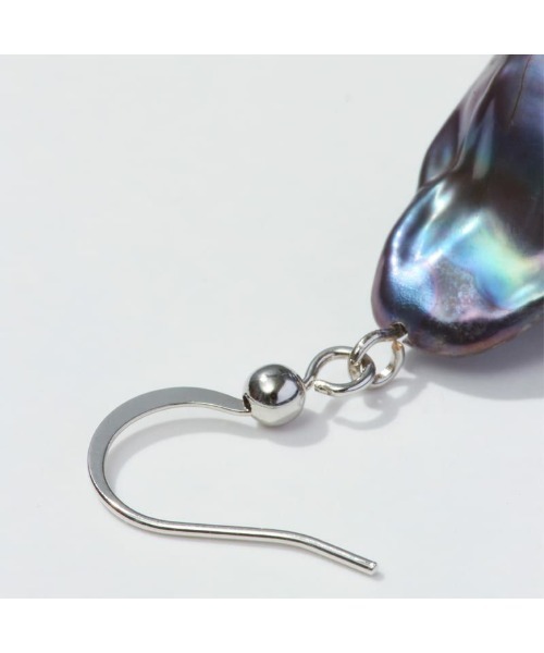 STELLAR　HOLLYWOOD（ステラハリウッド）の「ビッグバロックパールピアス（ピアス（両耳用）・レディース・ブラック/ホワイト・FREE）」の3枚目の写真