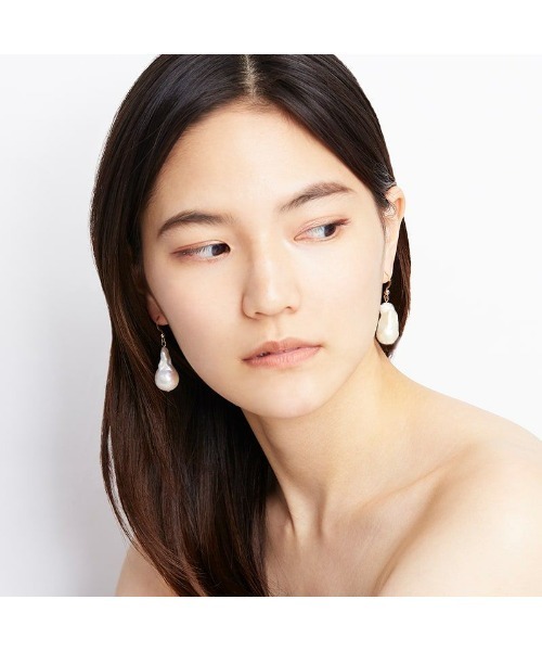 STELLAR　HOLLYWOOD（ステラハリウッド）の「ビッグバロックパールピアス（ピアス（両耳用）・レディース・ブラック/ホワイト・FREE）」の8枚目の写真