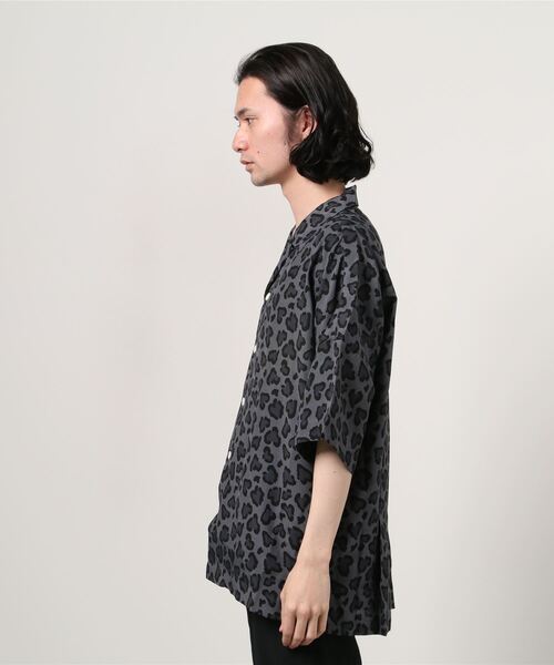 ROYAL FLASH（ロイヤルフラッシュ）の「ChahChah/チャーチャー/別注HEART LEOPARD CHILL SH（シャツ/ブラウス・メンズ・グレー・MEDIUM/LARGE）」の2枚目の写真