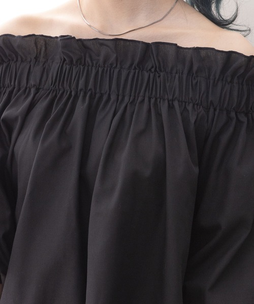 Newlyme(ニューリーミー)の「オフショルバルーンスリーブブラウス(シャツ/ブラウス・レディース・ホワイト/ベージュ/グレイッシュベージュ/ブルー/ブラック・MEDIUM/LARGE)」の21枚目の写真