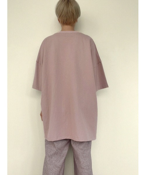 AMAIL（アマイル）の「ジェンダーレス刺繍トップス（Tシャツ/カットソー・レディース・ホワイト/ブラック/ベージュ/ピンク・FREE）」の15枚目の写真