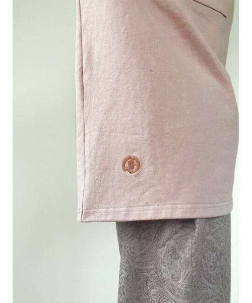 AMAIL（アマイル）の「ジェンダーレス刺繍トップス（Tシャツ/カットソー・レディース・ホワイト/ブラック/ベージュ/ピンク・FREE）」の18枚目の写真
