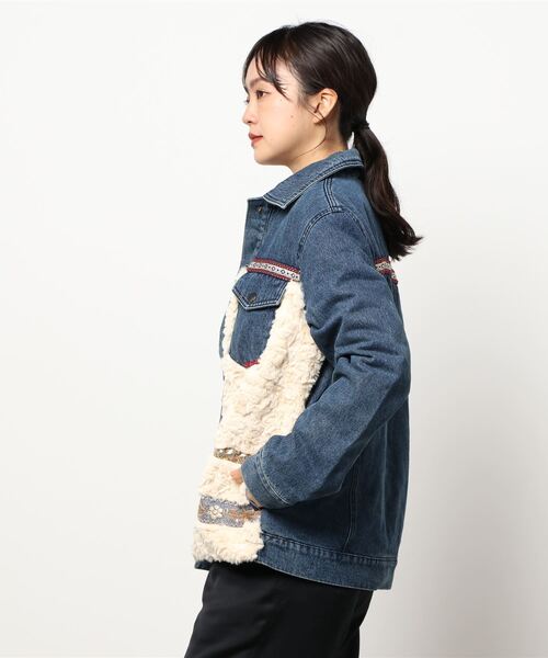 Desigual(デシグアル)の「デニムジャケット INUIT(デニムジャケット・レディース・ブルー・2L/SS/S/M/L)」の4枚目の写真