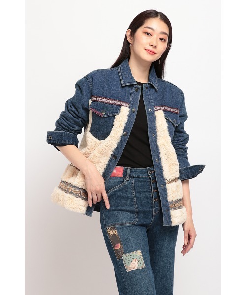 Desigual(デシグアル)の「デニムジャケット INUIT(デニムジャケット・レディース・ブルー・2L/SS/S/M/L)」の5枚目の写真