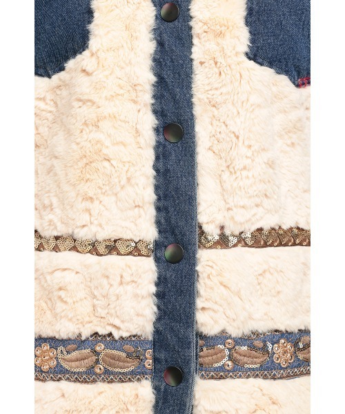 Desigual(デシグアル)の「デニムジャケット INUIT(デニムジャケット・レディース・ブルー・2L/SS/S/M/L)」の8枚目の写真