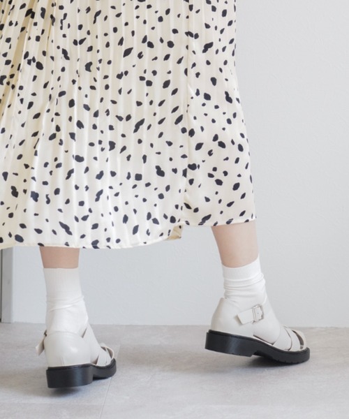 VIVIAN（ヴィヴィアン）の「ボリュームソールグルカサンダル（サンダル・レディース・D/ブラック系その他2/ブラウン系その他5/ホワイト系その他5・S/LL/L/M）」の21枚目の写真