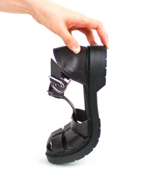 VIVIAN（ヴィヴィアン）の「ボリュームソールグルカサンダル（サンダル・レディース・D/ブラック系その他2/ブラウン系その他5/ホワイト系その他5・S/LL/L/M）」の5枚目の写真