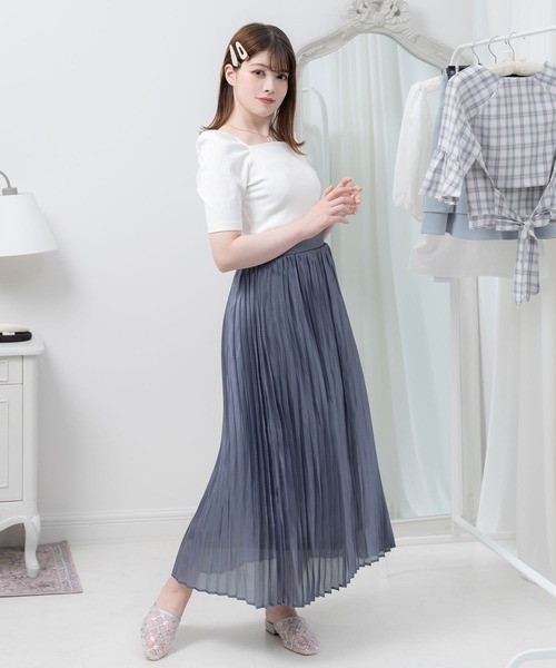 Newlyme(ニューリーミー)の「チュールレース2cmローヒールミュールサンダル(サンダル・レディース・ブラック/ゴールド/シルバー・22.5cm/23cm/23.5cm/24cm/24.5cm/25cm/25.5cm)」の4枚目の写真
