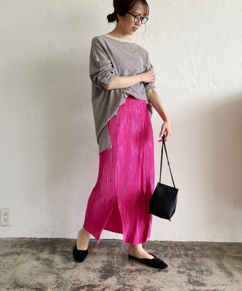 CAPRICIEUX LE'MAGE（カプリシューレマージュ）の「細ボーダーロンT（Tシャツ/カットソー・レディース・ライトベージュ/ネイビー/レッド・FREE）」の13枚目の写真