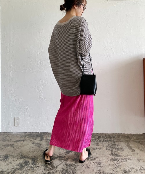 CAPRICIEUX LE'MAGE（カプリシューレマージュ）の「細ボーダーロンT（Tシャツ/カットソー・レディース・ライトベージュ/ネイビー/レッド・FREE）」の9枚目の写真