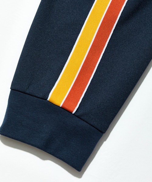 Original Penguin by Munsingwear（オリジナルペンギン バイ マンシングウェア）の「サイドライン トラックパンツ（その他パンツ・メンズ・ブラック/ネイビー・S/M/L/XL）」の8枚目の写真