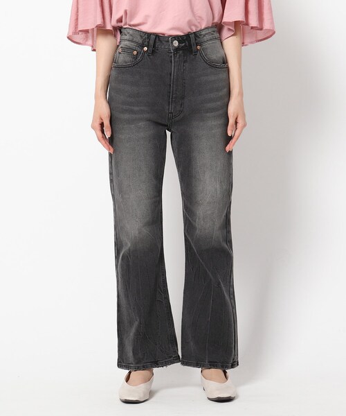 THE SHOP TK （ザ ショップ ティーケー ）の「◆EDWIN別注デニムフレアパンツ（デニムパンツ・レディース・チャコールグレー/ブルー・13/12）」の8枚目の写真