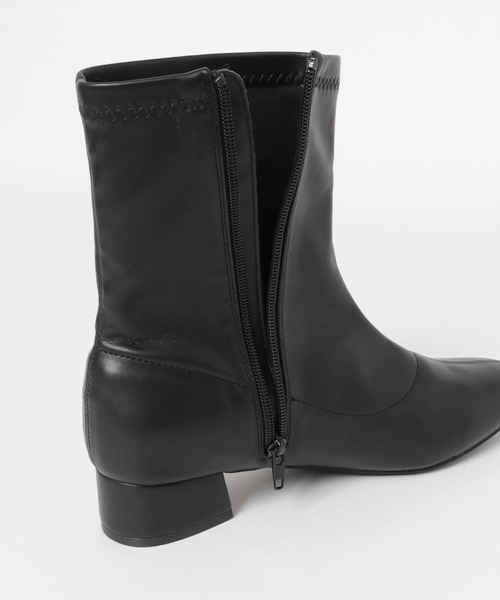 ITEMS URBANRESEARCH（アイテムズ アーバンリサーチ）の「ストレッチスクエアトゥブーツ（ブーツ・レディース・ブラック/ベージュ・MEDIUM/LARGE/SMALL）」の10枚目の写真