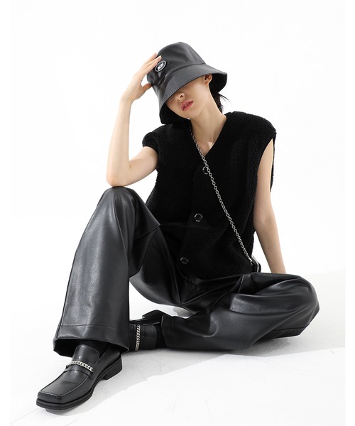 BASIC COTTON（ベーシックコットン）の「A'GEM/9 × .kom『BASIC COTTON/ベーシックコットン』BCN Triangle Bag/ベーシック トライアングル ショルダーバック（ショルダーバッグ・レディース・ブラック/A/B・FREE）」の7枚目の写真