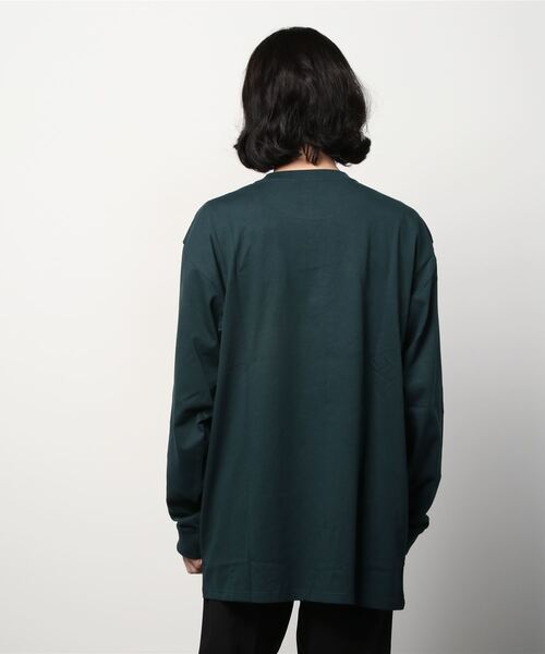 Carhartt WIP（カーハートダブリューアイピー）の「Carhartt WIP/カーハートダブリューアイピー ワンポイント チェイスロンT I026392（Tシャツ/カットソー・メンズ・ブラック/グリーン/ホワイト/ブルー/パープル/ブラウン・XL/L/M/XXL）」の19枚目の写真