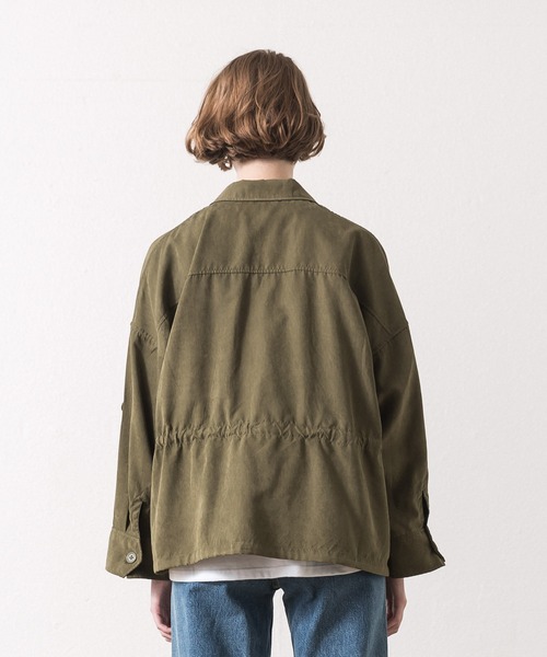 ALLUMER(アリュメール)の「フィブリルミリタリーブルゾン(ミリタリージャケット・レディース・カーキ/ブラック・1)」の6枚目の写真