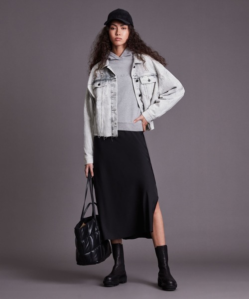 ALLSAINTS(オールセインツ)の「PIPER DENIM JACKET | PIPER デニム ジャケット(デニムジャケット・レディース・グレー系・6/8/2/4/10)」の4枚目の写真