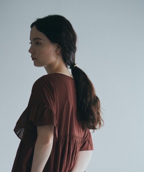 SMELLY（スメリー）の「メタルカーブヘアポニー（ヘアゴム・レディース・ゴールド・-）」の14枚目の写真