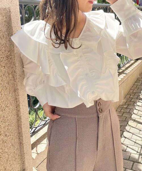 Allamanda（アラマンダ）の「フリル長袖ブラウス（シャツ/ブラウス・レディース・ブラック/オフホワイト/ブラック系/ブラウン系その他2・M）」の2枚目の写真