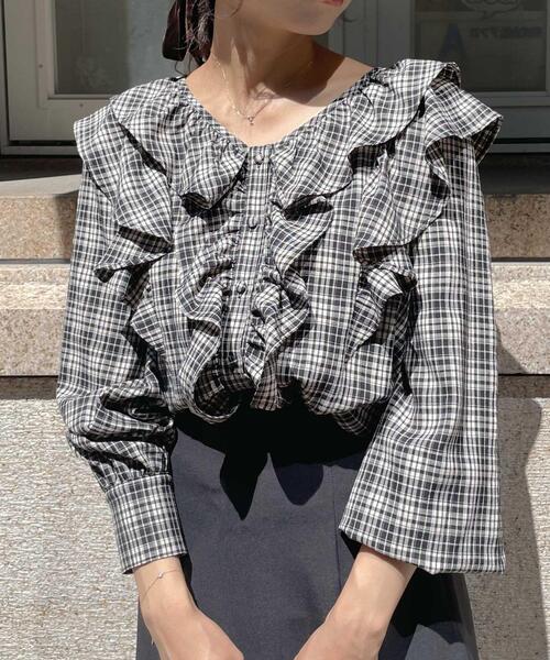 Allamanda（アラマンダ）の「フリル長袖ブラウス（シャツ/ブラウス・レディース・ブラック/オフホワイト/ブラック系/ブラウン系その他2・M）」の11枚目の写真