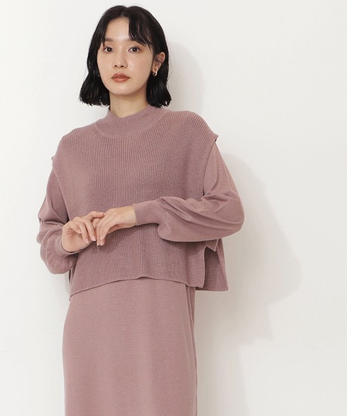 NATURAL BEAUTY BASIC(ナチュラルビューティーベーシック)の「ベストレイヤードニットワンピース(ワンピース・レディース・グレー/オフホワイト/ピンク・MEDIUM)」の3枚目の写真