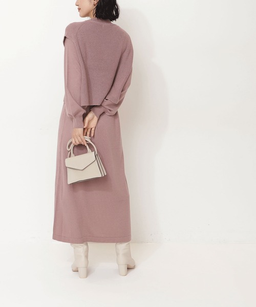 NATURAL BEAUTY BASIC(ナチュラルビューティーベーシック)の「ベストレイヤードニットワンピース(ワンピース・レディース・グレー/オフホワイト/ピンク・MEDIUM)」の6枚目の写真