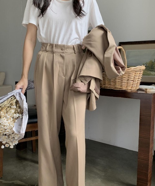 mood for a day（ムードフォーアデイ）の「biscuit slacks / ワイドスラックスパンツ（スラックス・レディース・ベージュ・FREE）」の7枚目の写真