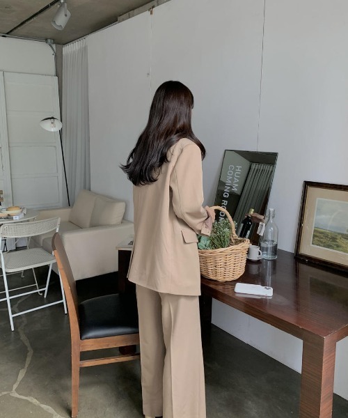 mood for a day（ムードフォーアデイ）の「biscuit slacks / ワイドスラックスパンツ（スラックス・レディース・ベージュ・FREE）」の11枚目の写真