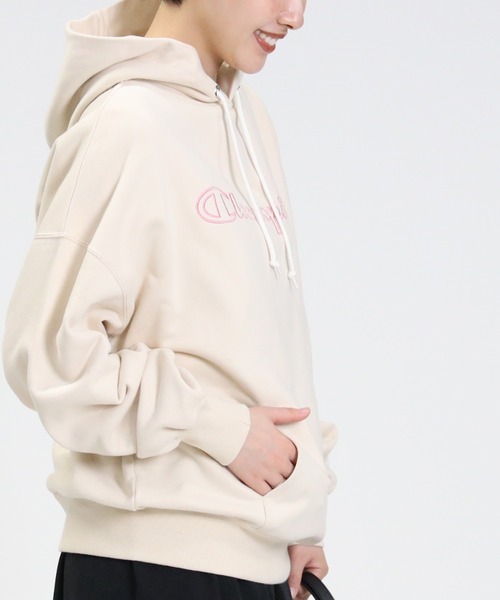 【チャンピオン】フード付きトレーナー ホワイト 刺繍ロゴ フロント ポケット Champion リバース パーカー フロントロゴ 刺繍 – WEGO ONLINE STORE