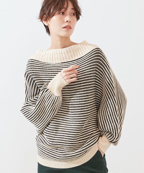 SHOO・LA・RUE(シューラルー)の「◆ドルマンゆるニット(ニット/セーター・レディース・ブラック/ブラウン系4/アイボリー系3/ピンク系・00)」の3枚目の写真