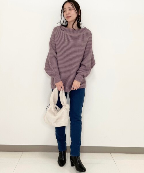SHOO・LA・RUE(シューラルー)の「◆ドルマンゆるニット(ニット/セーター・レディース・ブラック/ブラウン系4/アイボリー系3/ピンク系・00)」の17枚目の写真