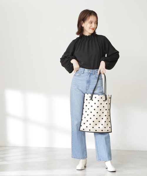 N.（N. Natural Beauty Basic）（エヌエヌナチュラルビューティーベーシック）の「【追加生産】【WEB限定カラー】◆ペーパーバックパフブラウス（シャツ/ブラウス・レディース・ホワイト/ブラック/カーキ/グリーン・MEDIUM）」の19枚目の写真