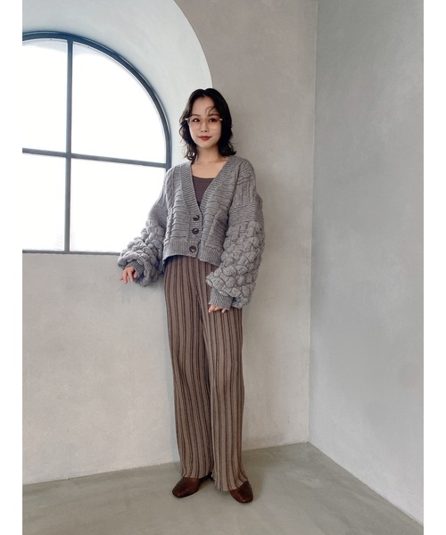 JUMELLE（ジュメロ）の「ボリュームスリーブニット（カーディガン/ボレロ・レディース・グレー・FREE）」の4枚目の写真