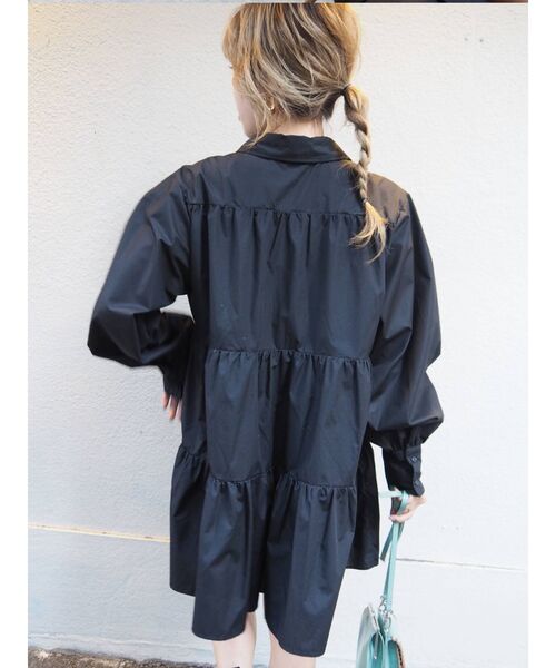 EVRIS(エヴリス)の「ティアードミニシャツワンピース(シャツワンピース・レディース・グリーン/ホワイト/ブラック/オレンジ・FREE)」の6枚目の写真