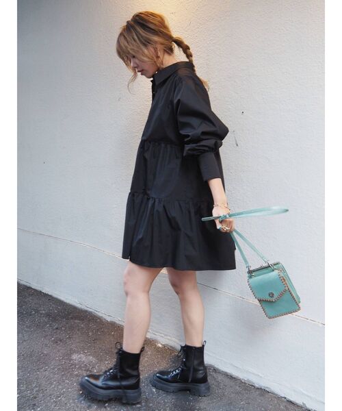 EVRIS(エヴリス)の「ティアードミニシャツワンピース(シャツワンピース・レディース・グリーン/ホワイト/ブラック/オレンジ・FREE)」の9枚目の写真