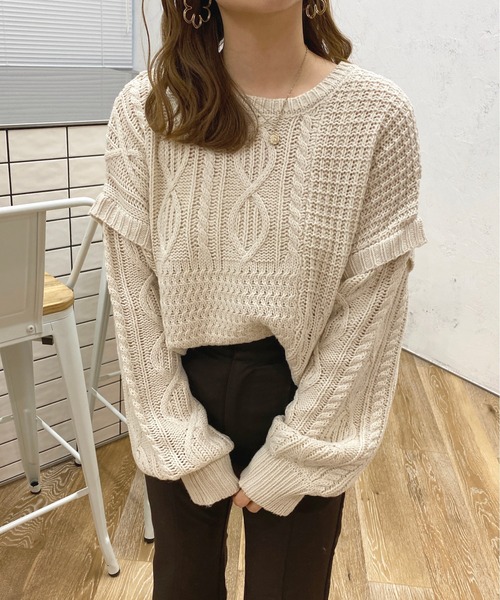 apres jour(アプレジュール)の「マルチwayパッチワークケーブルニット【ZOZOTOWN限定アイテム】(ニット/セーター・レディース・ブラック/グリーン/アイボリー/マスタード/ダークブルー・X-LARGE/フリー)」の2枚目の写真