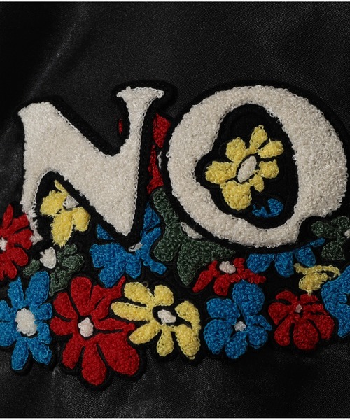 UNDERCOVER（アンダーカバー）の「UC1B4209-2（スタジャン・メンズ・ブラック・2/4/3）」の4枚目の写真