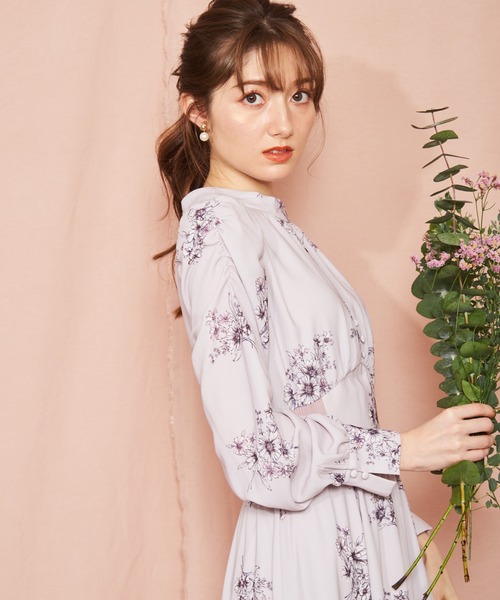 美品！noela ノエラ ラインフラワーワンピ ピンク S Noela（ノエラ）の「ラインフラワーワンピース（ワンピース